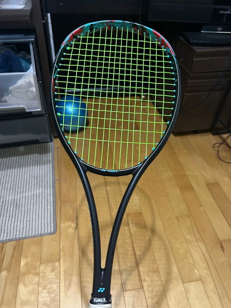 テニスラケット 軟式用 ジオブレイク70V 第二世代　セカンドジェネレーション