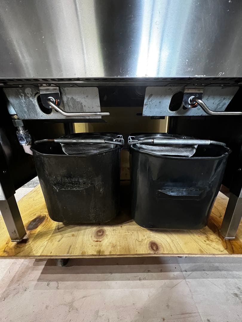 値下げ【マルゼン】【業務用】【中古】ガスフライヤー　MGF-C13WK*都市ガス