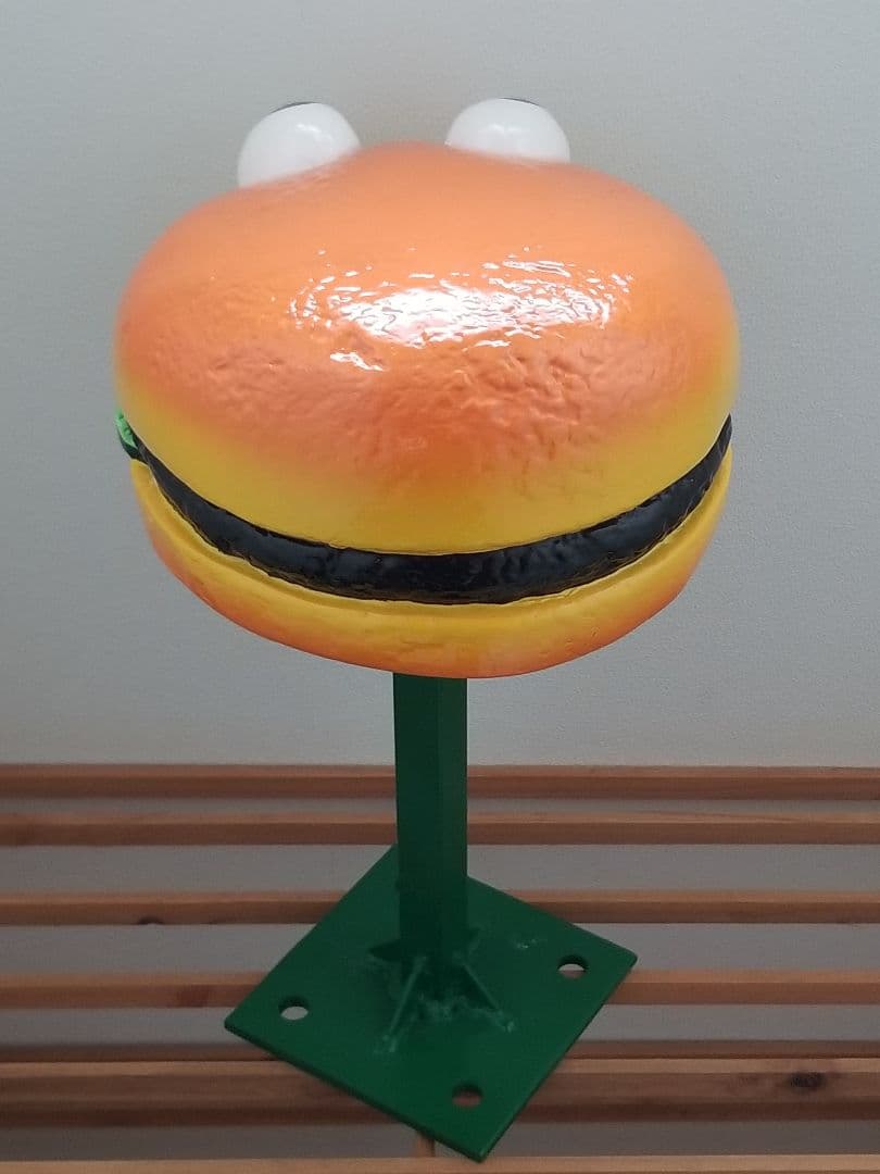 ハンバーガーパッチ　スタチュー　スタンド