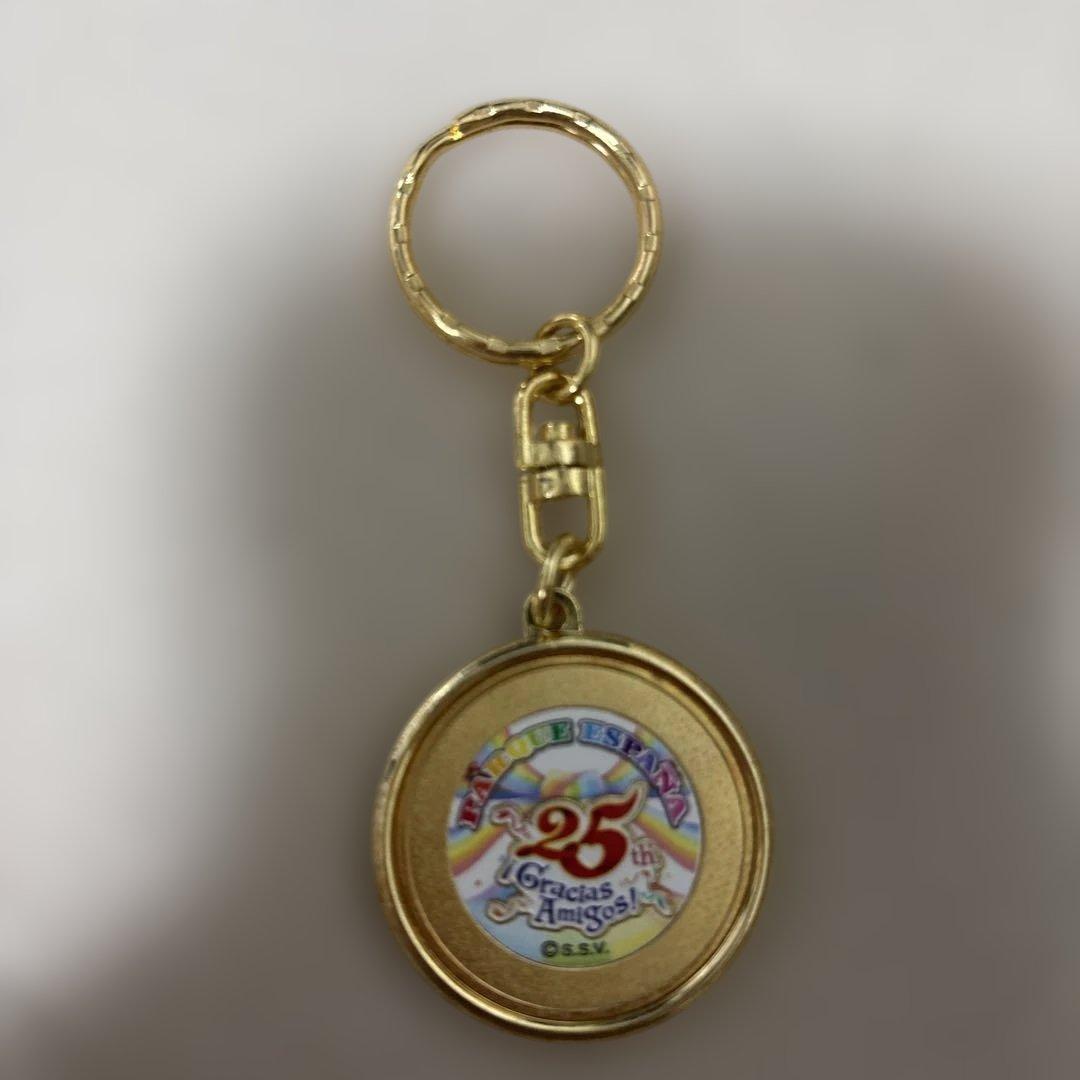 志摩スペイン村 25周年 記念 メダル型キーホルダー