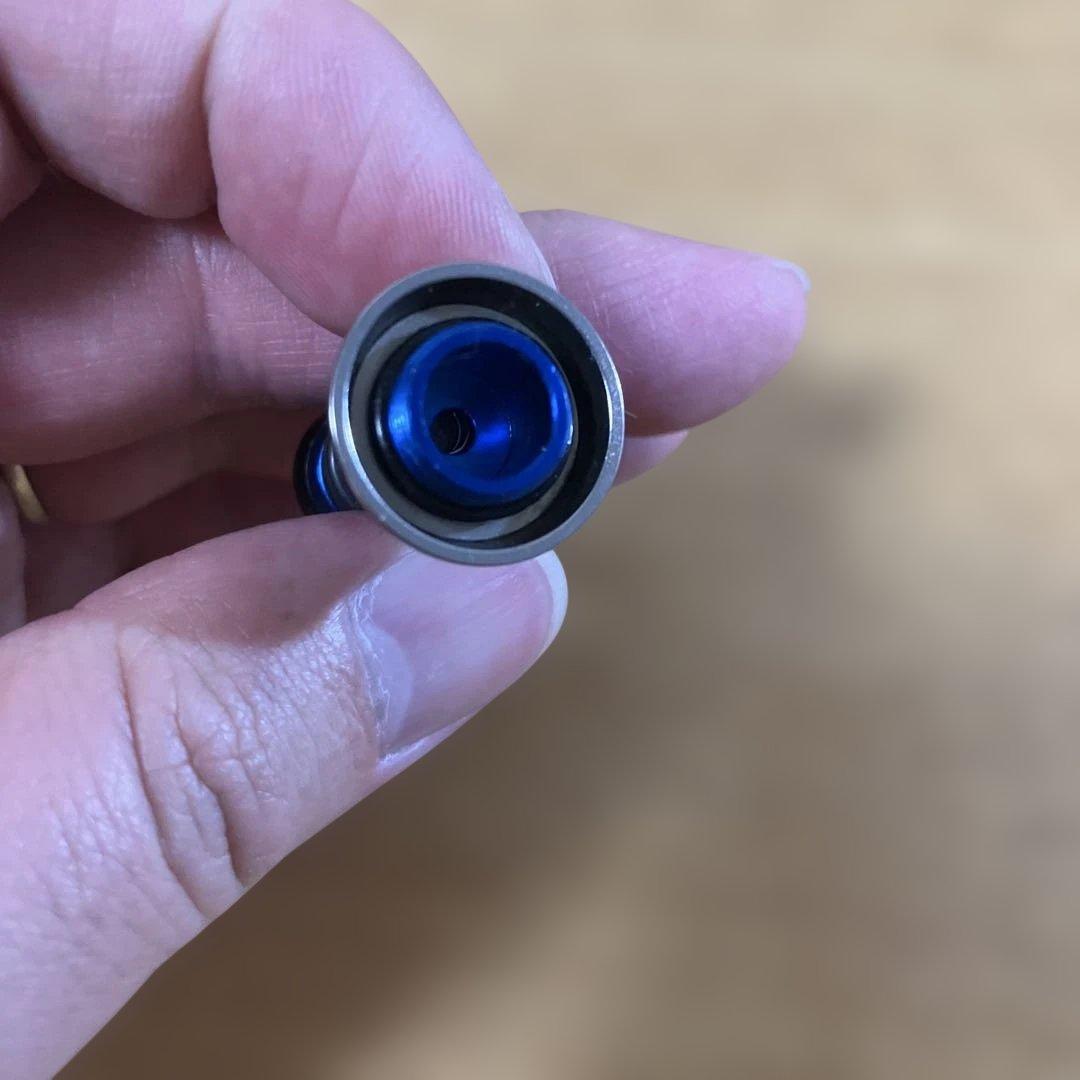 美品　ダイワ用　DLIVE ダブルハンドル リブレ　ショートバランサー　ブルー