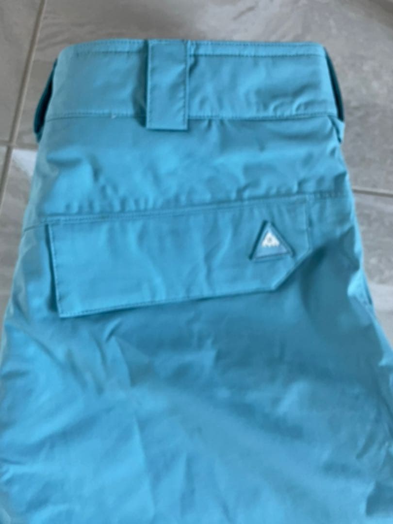 未使用　バートン　スノーボード パンツ