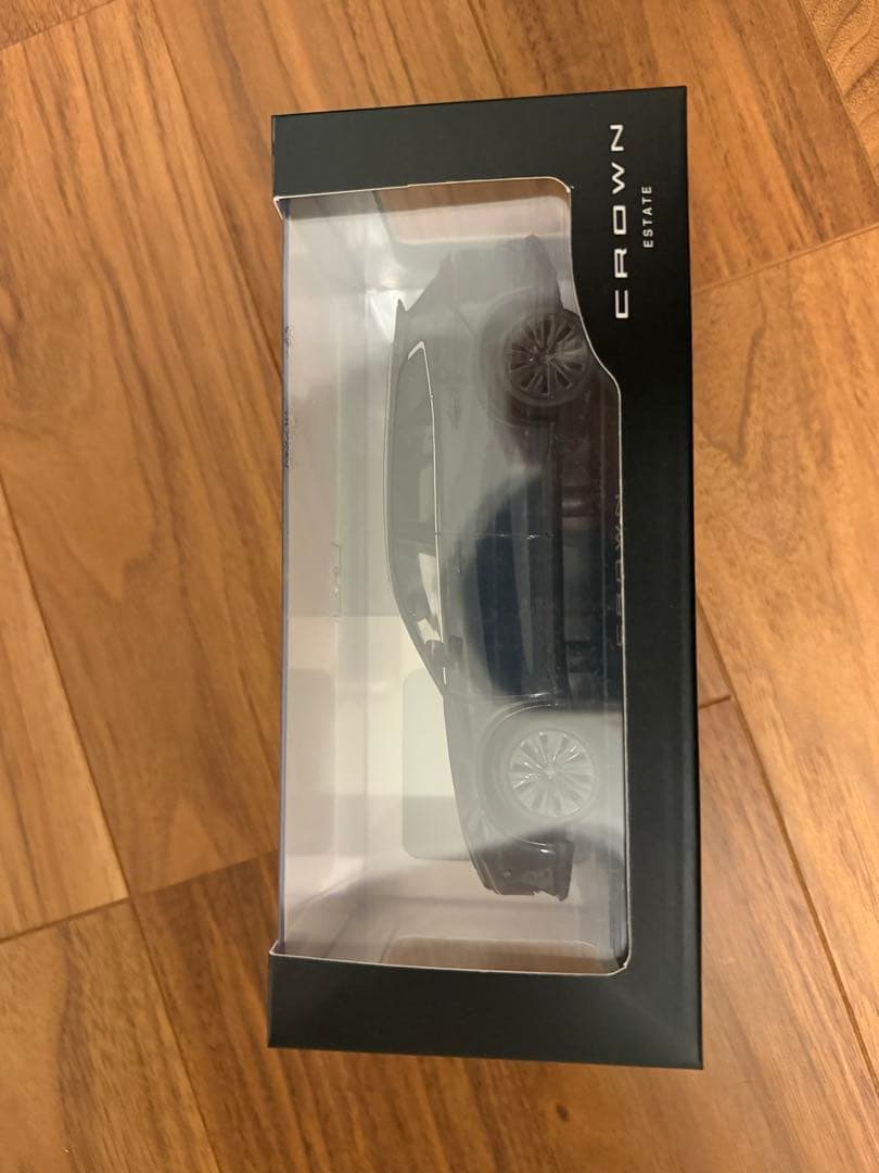 CROWN 1/30モデルカー 黒