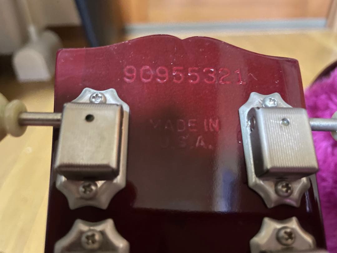 Gibsonレスポールスタンダード チェリーサンバースト