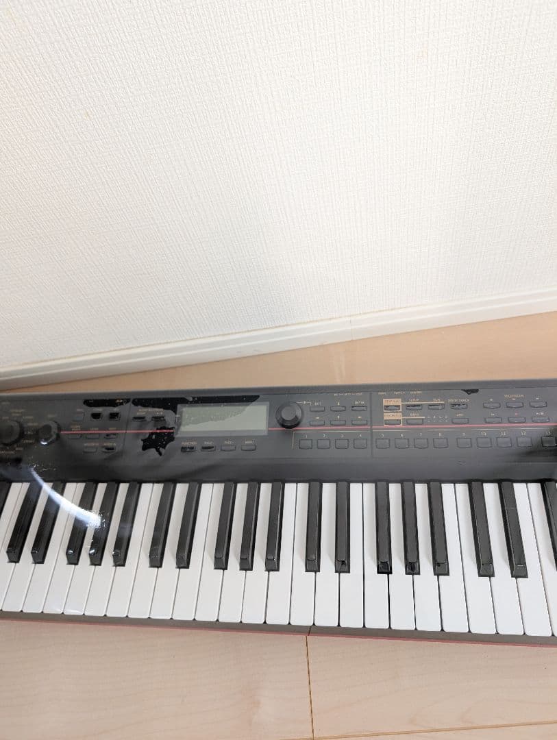 【美品】KORG(コルグ) シンセサイザー 「KROSS-61」
