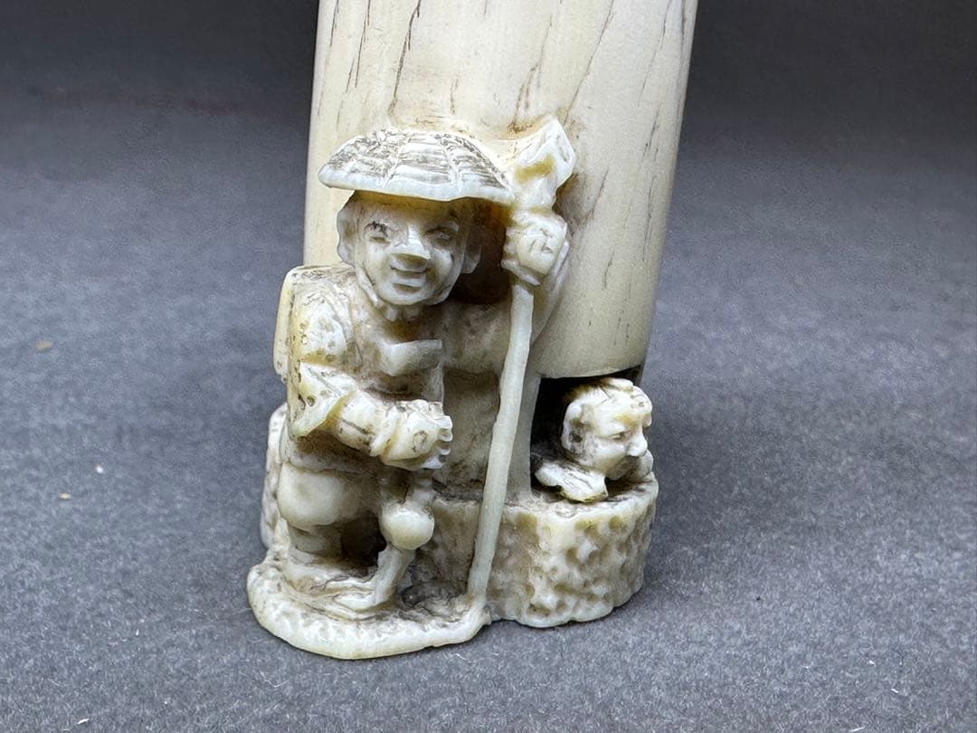 極上　根付　奈良 大仏柱 煙草 大彫刻 置物　細密細工　骨董　アンティーク在銘