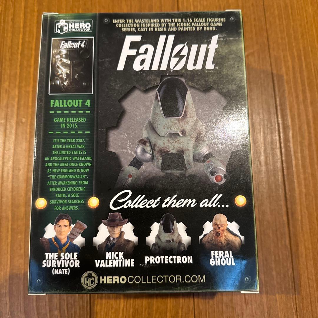 山*郎様 fallout プロテクトロン フィギュア