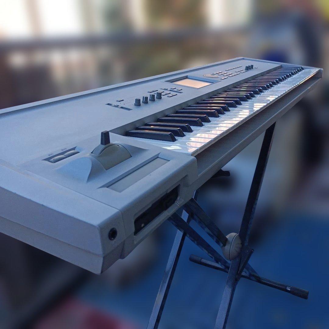 KORG TRITON Pro シンセサイザー シルバー