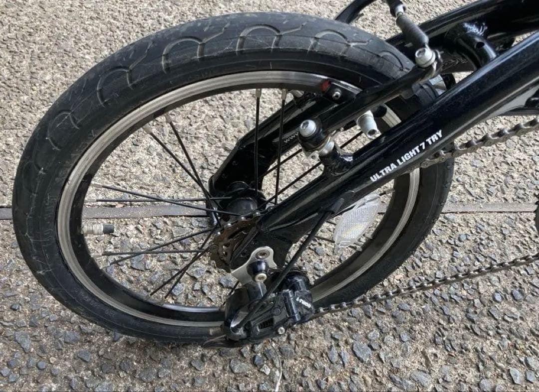 Renault ultla light TRY163 16インチ都内引き取り