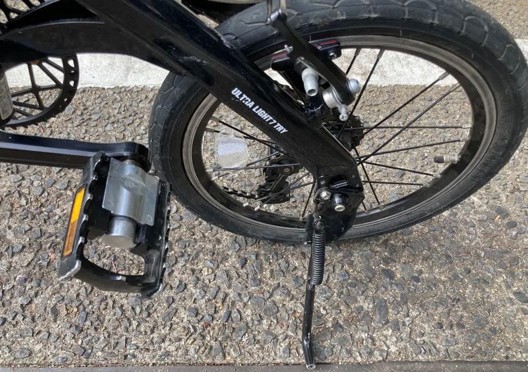 Renault ultla light TRY163 16インチ都内引き取り