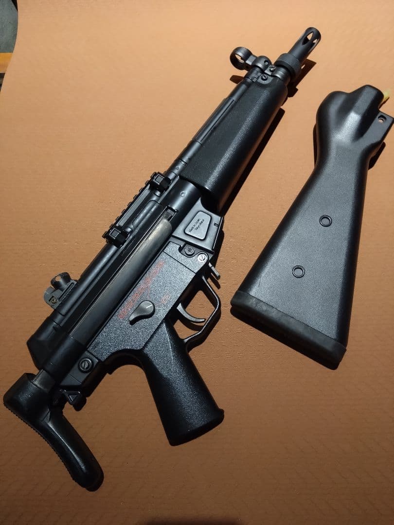 東京マルイ　STD電動ガン　MP5　予備マガジン、カスタムパーツ等オマケ多数