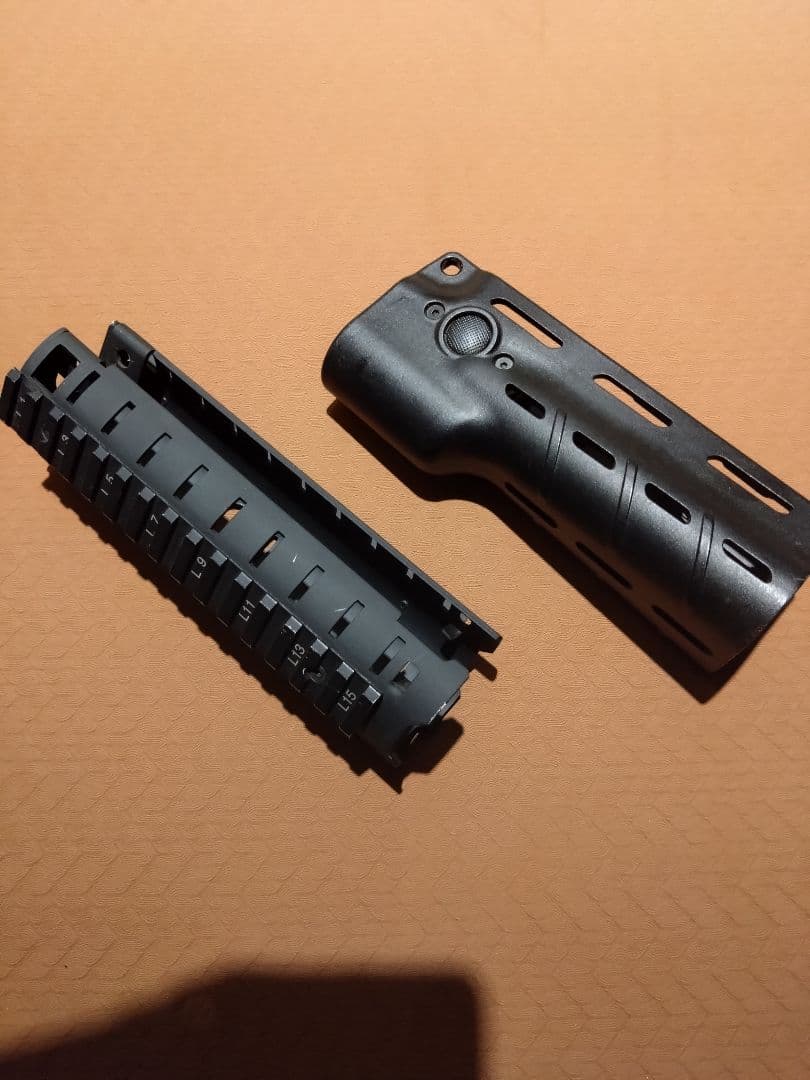 東京マルイ　STD電動ガン　MP5　予備マガジン、カスタムパーツ等オマケ多数