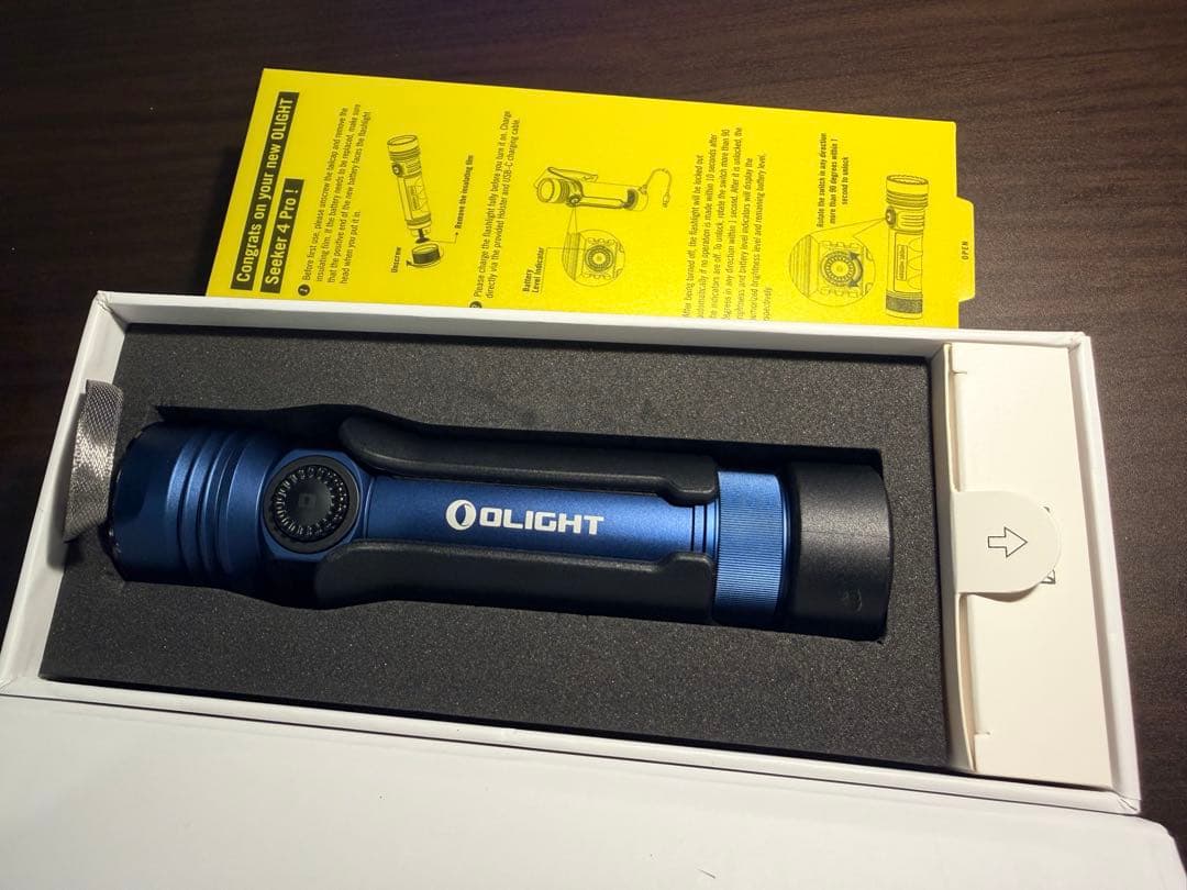 Olight Seekers 4 Pro青色 懐中電灯 4600ルーメン