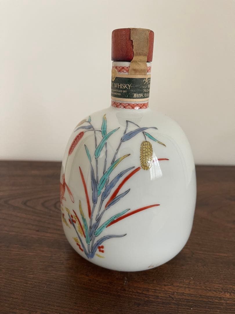 サントリー　有田焼　スペシャルボトルコレクション　600ml 未開栓