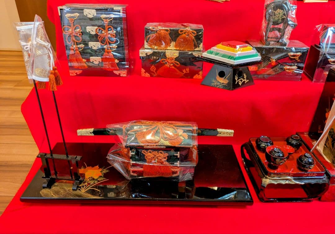 雛祭り道具　漆塗　工芸品　バラ売り可能