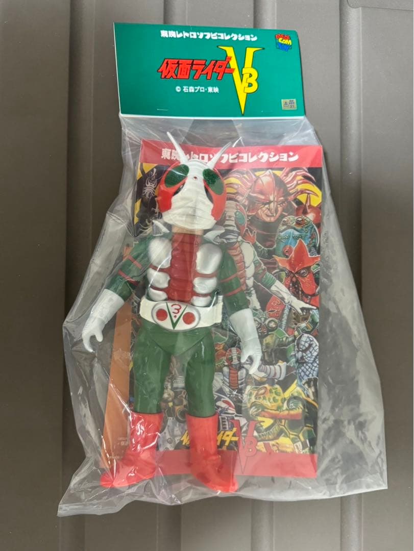 新品未開封　仮面ライダーＶ3(ビニールマフラー版) 東映レトロソフビコレクション