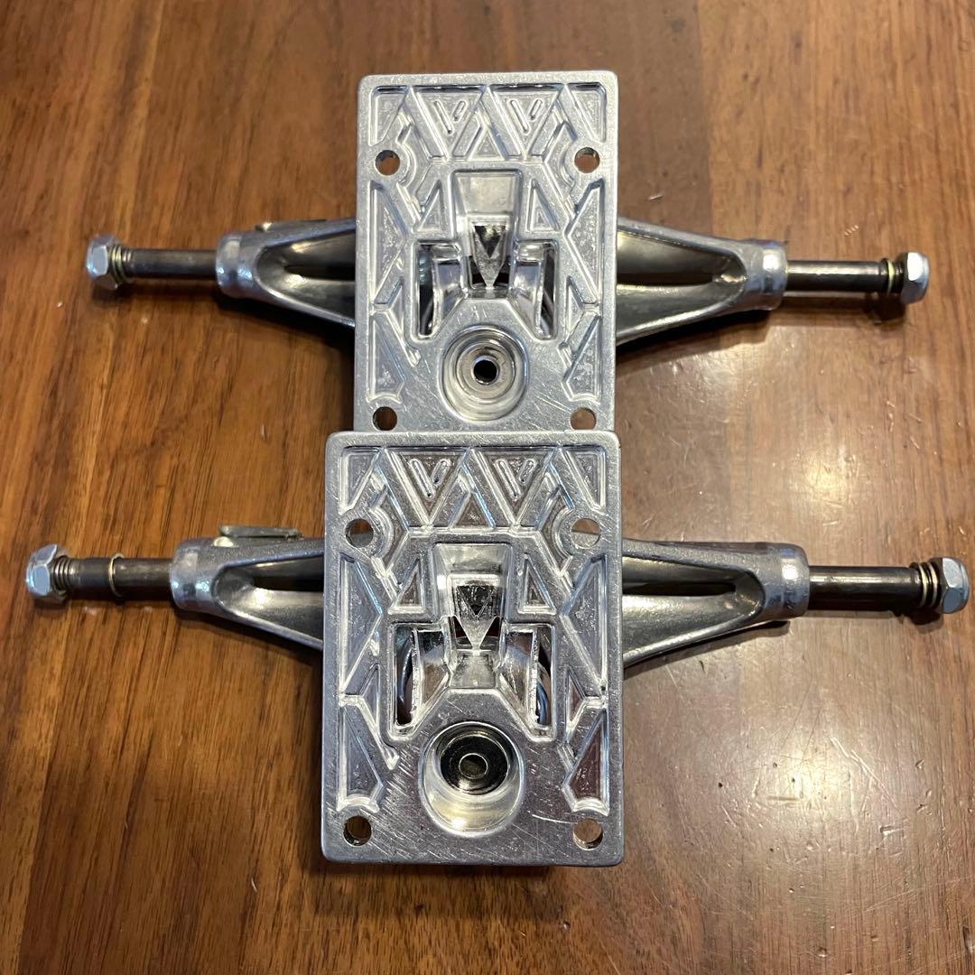 スケートボードトラック　堀米雄斗モデル　スケボートラック　ベンチャー　新品未使用