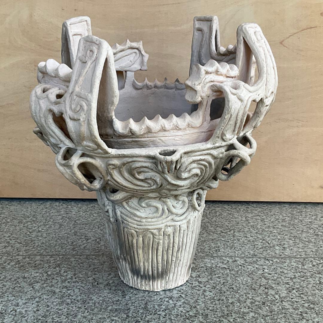 国宝　火焔土器　レプリカ