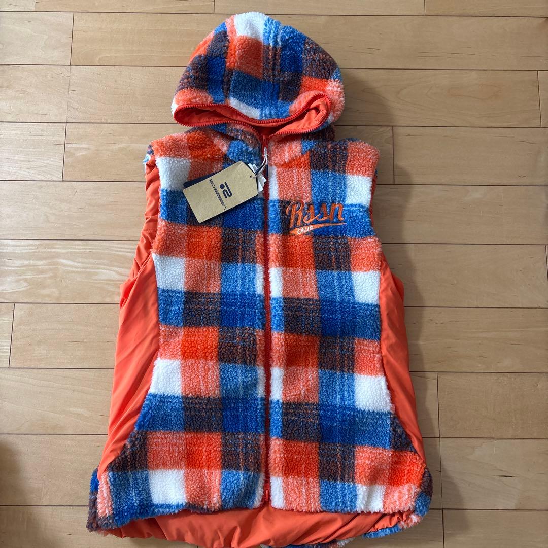 新品　ロサーセン　フリース フード付き　ベスト　スカート