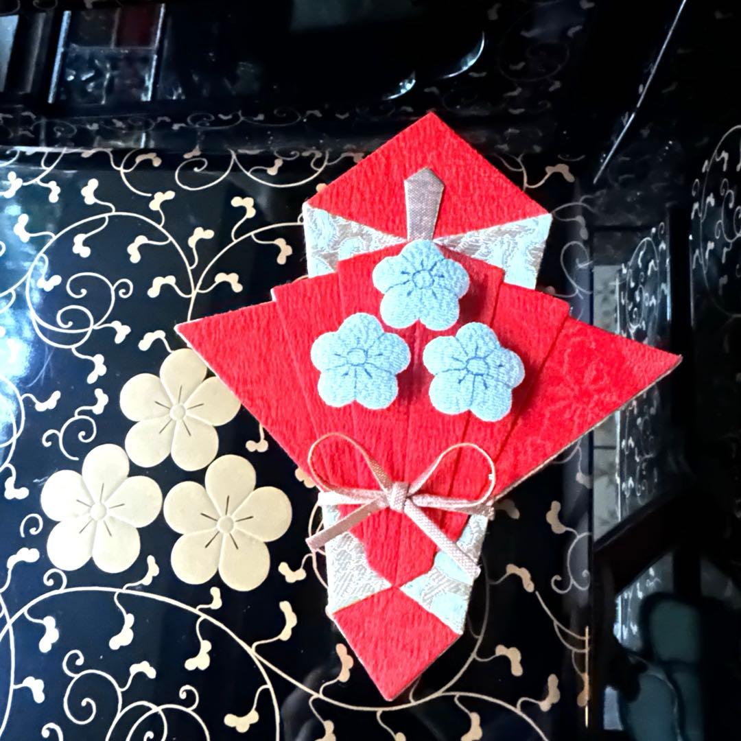 2141様感謝‼️JAPAN蒔絵唐草三梅内朱五段重二枚蓋➕重台ニ客揃桐箱