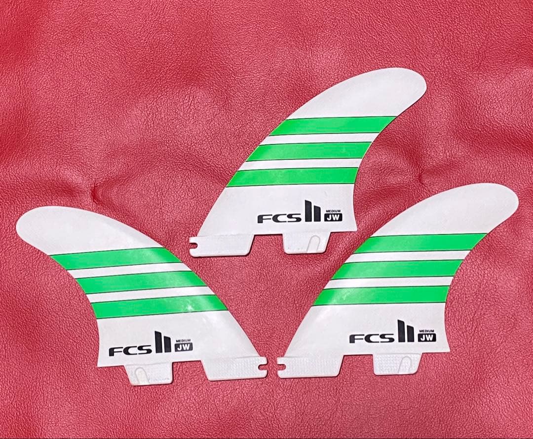 FCS2 JW ミディアム サーフボードフィン 3枚セット(トライ)