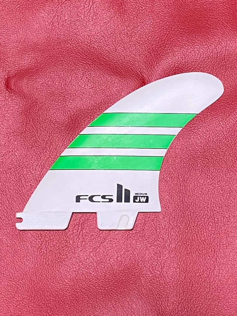 FCS2 JW ミディアム サーフボードフィン 3枚セット(トライ)