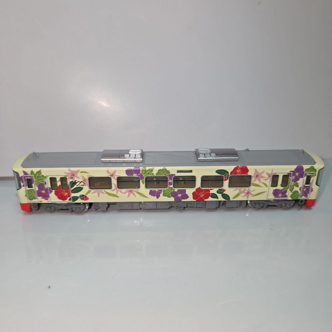 現状品 ホビーセンターカトー えちごトキめき鉄道「3市の花号」(ET122-8)