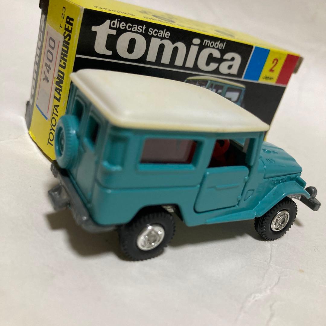 トミカトヨタラウンドクルーザーです。黒箱トミカマーク切り取り欠損。日本製