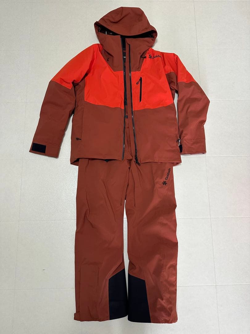 美品 ☆非売品☆ Goldwin スキーウェア 上下セット 男女兼用 技術選等