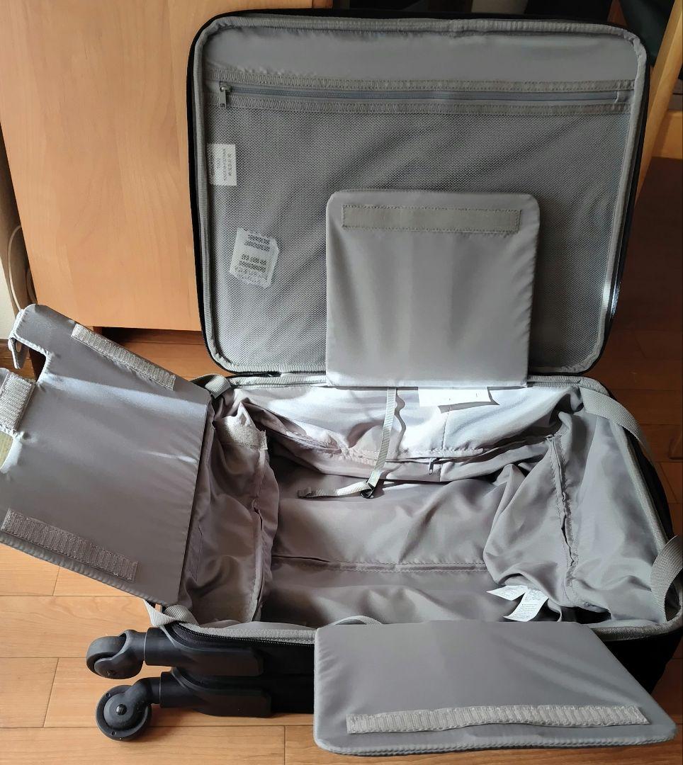 無印良品 半分の厚みで収納できるソフトキャリー　黒