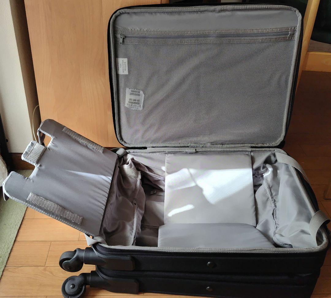 無印良品 半分の厚みで収納できるソフトキャリー　黒