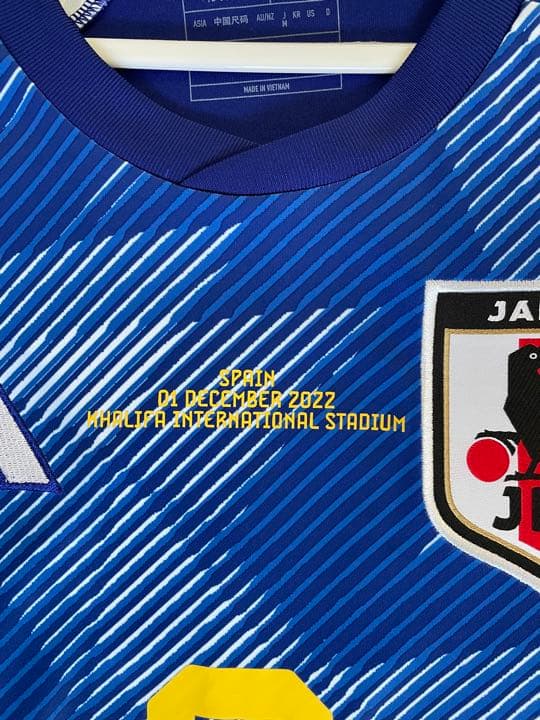 日本代表　堂安律　ユニフォーム　対戦国バッジ付き　レプリカ　Mサイズ