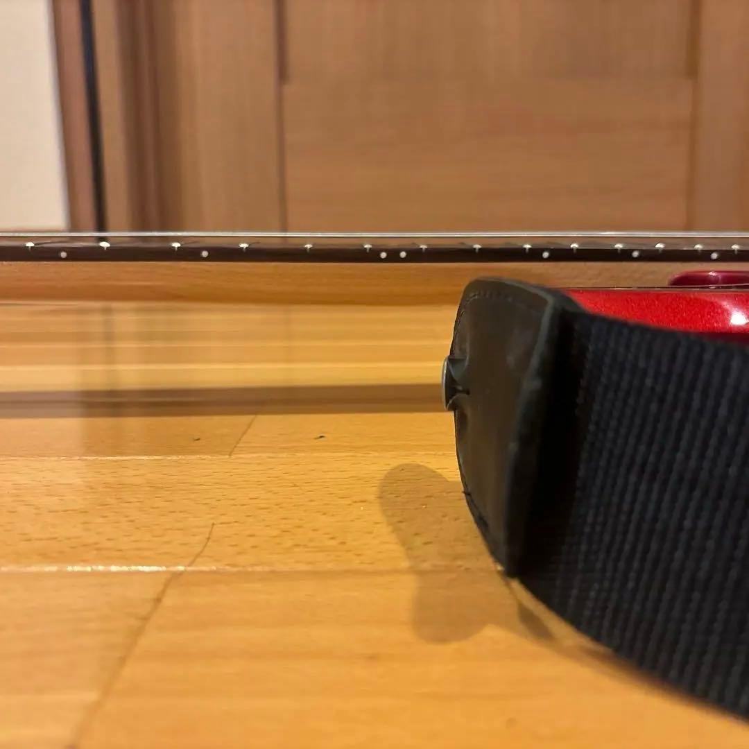 FERNANDES ストラトタイプ（SSH） アーム・ストラップ付、新品弦張替済