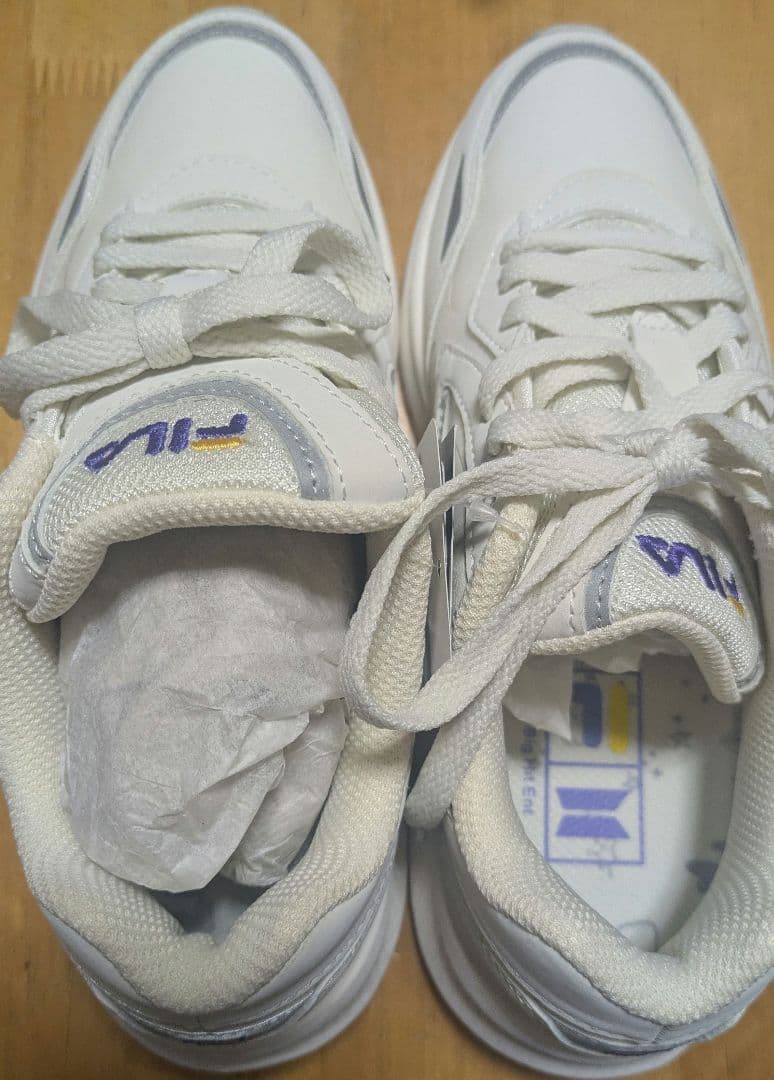 BTS×FILA DNAモデル size23.0 ※特典付き◎
