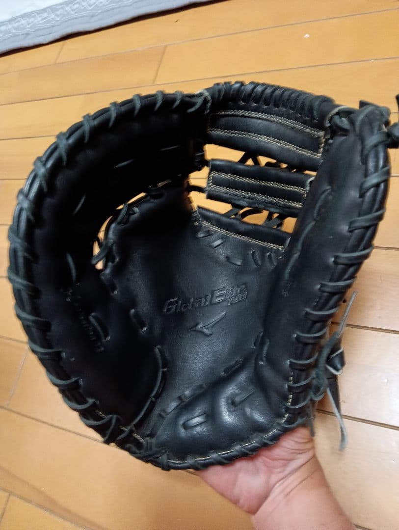 Mizuno 軟式グローブ　ファーストミット　 黒　少年野球　左
