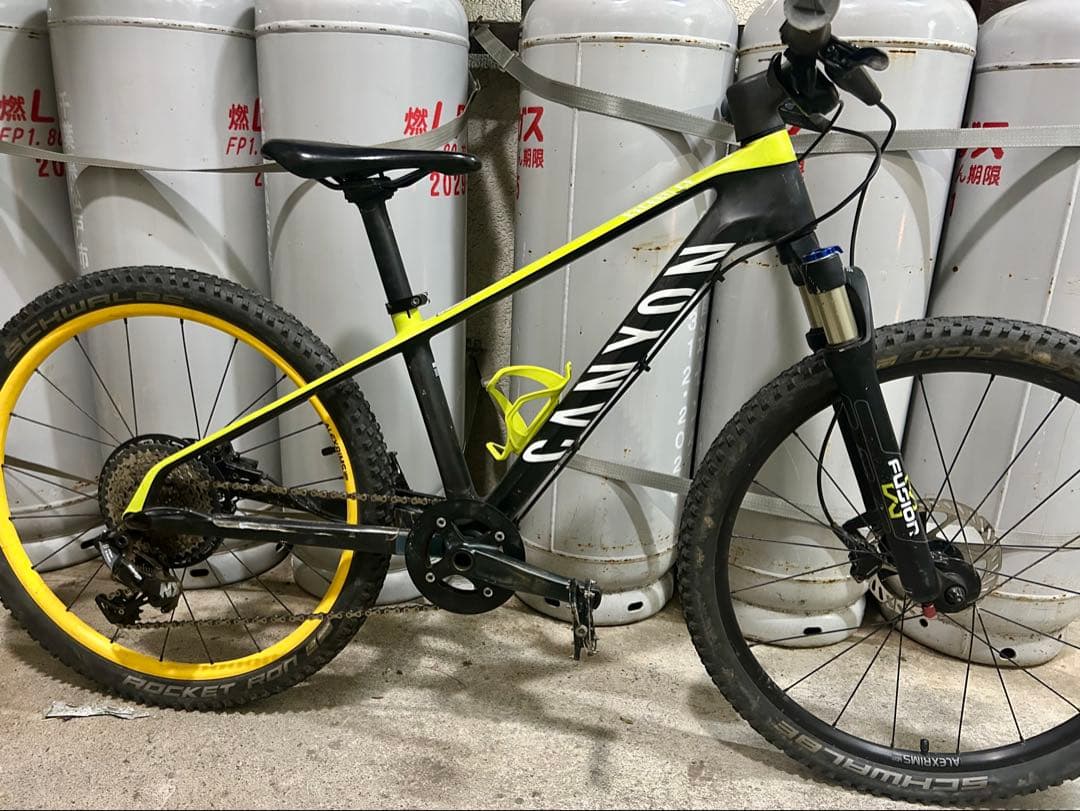 Jacky3　2018CANYON EXCEED CF younghero