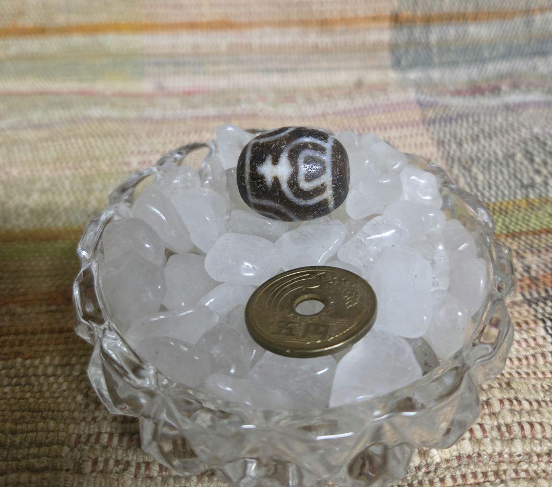 053　天珠　楕円形　長壽寶瓶蓮花天珠　dzibeads！