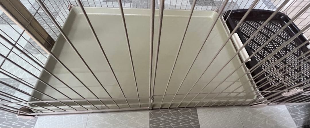 ペットサークル　ケージ　仕切りあり　屋根付き