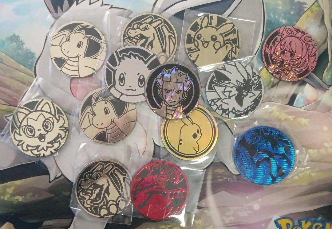 海外ポケモンカードゲーム パック プロモカード・・ピンバッジセット