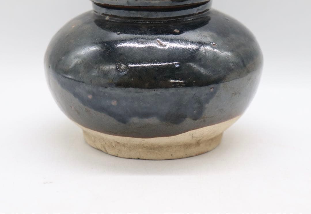 中国　明時代　黒釉壺　アンティーク　送料込み250901