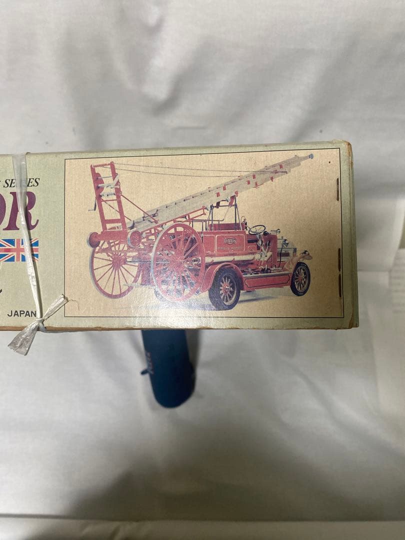 消防ハシゴ車　消防車　ビンテージ消防車