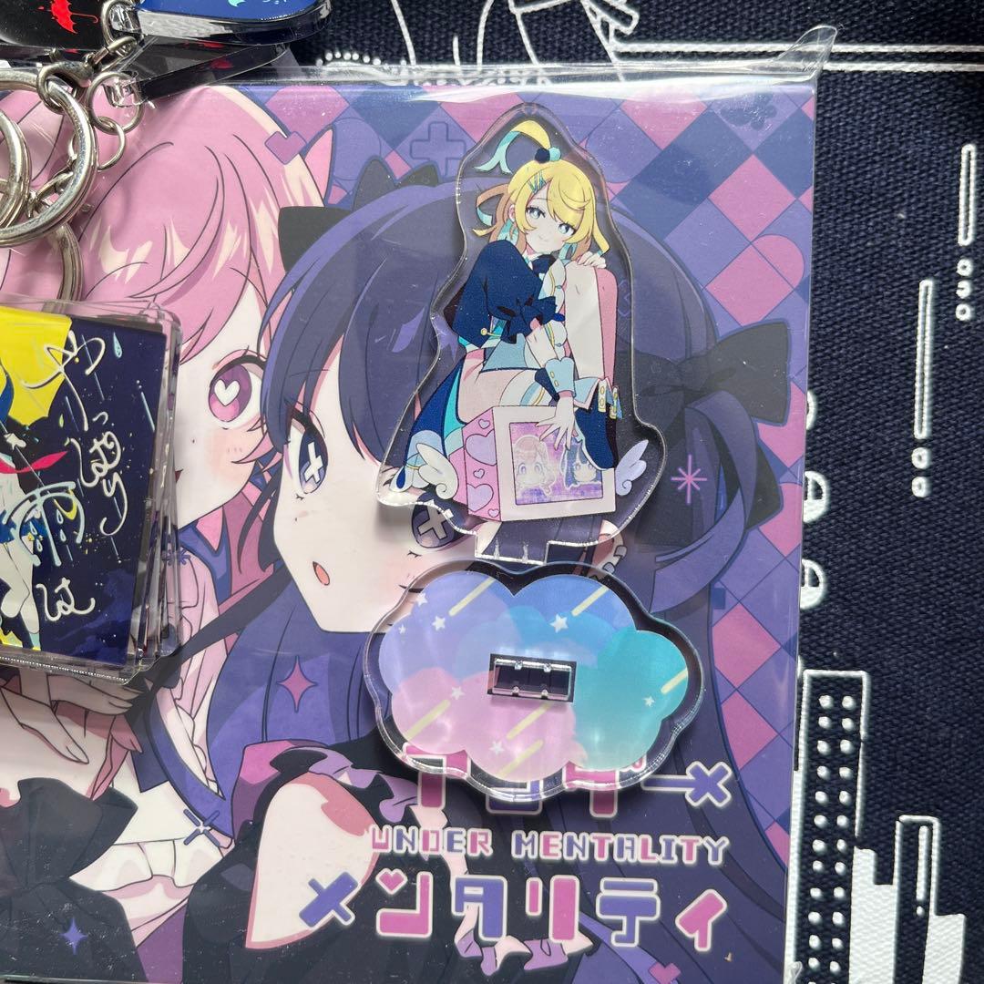 [限定品]多数ツユグッズまとめ売り　アクリルキーホルダー缶バッジ トートバッグ