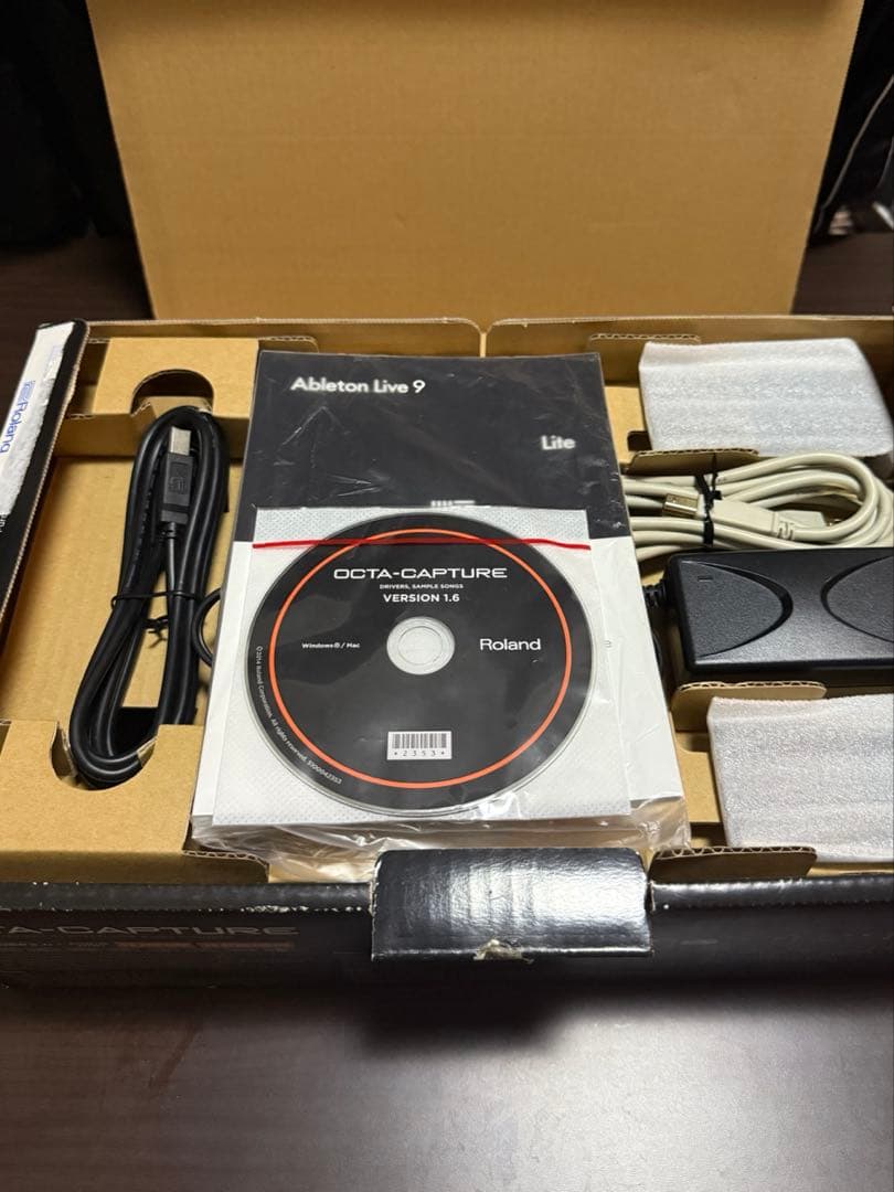 Roland OCTA-CAPTURE オーディオインターフェイス