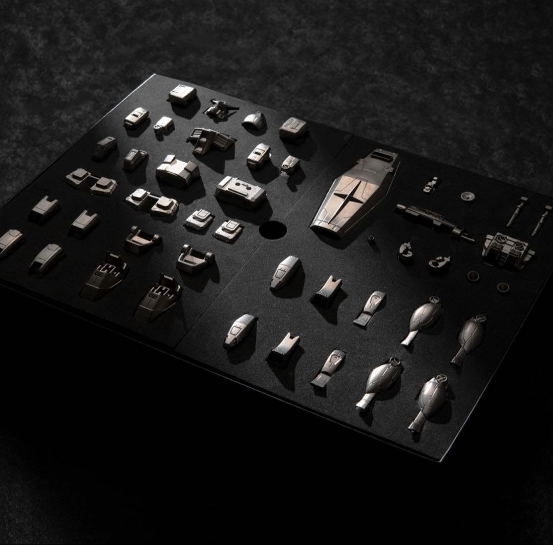 新品未開封　ガンダリウム合金モデル 1/144 RX-78-2 ガンダム