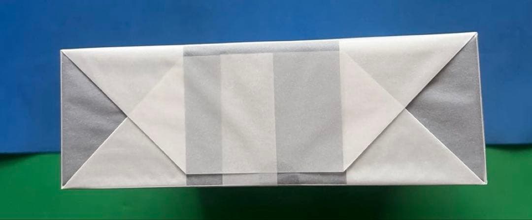 新品未開封　ガンダリウム合金モデル 1/144 RX-78-2 ガンダム