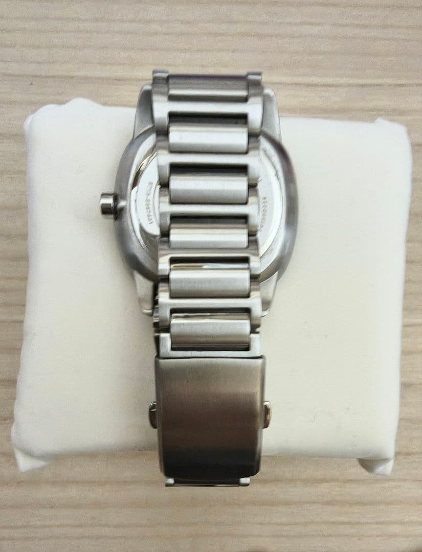 値下げ交渉可　黒子のバスケ　黒子テツヤ　腕時計　INDEPENDENT