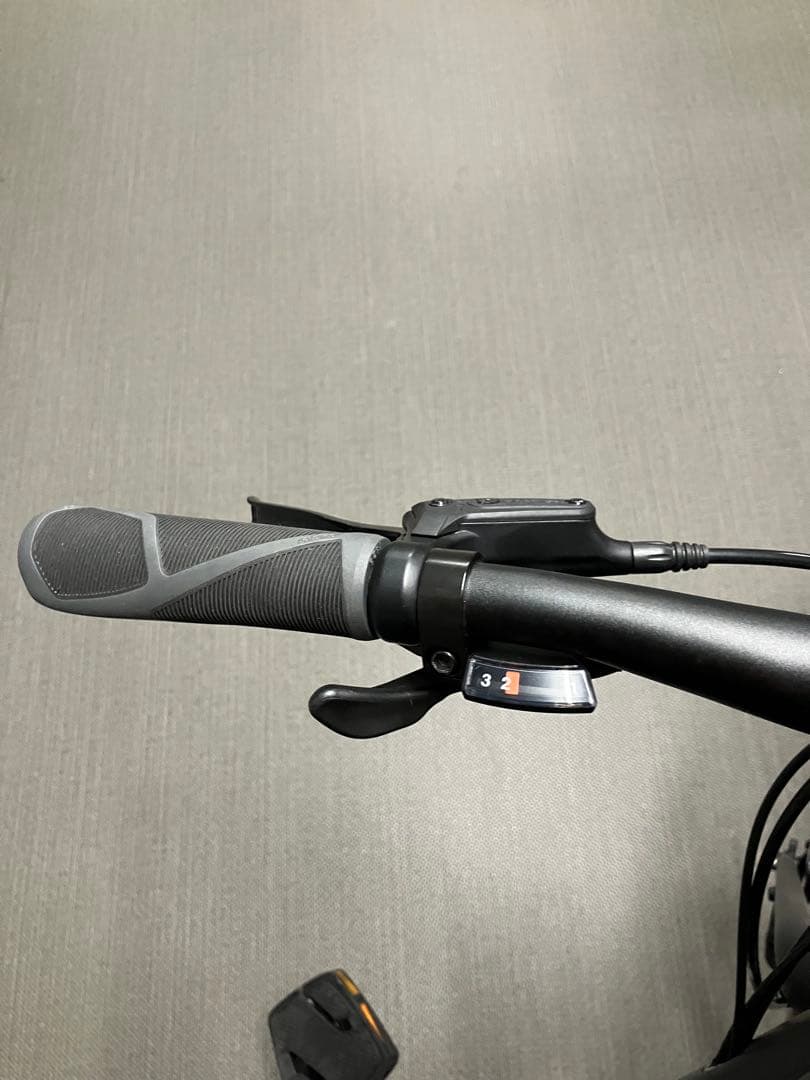 Trek FX 2 クロスバイク マットブラック