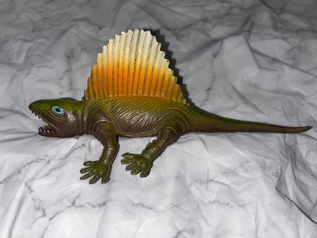 ディメトロドン★恐竜★ソフビ★フィギュア★Made in Hong Kong香港