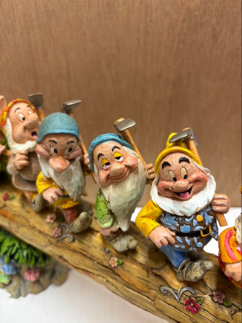 ディズニーショーケース エネスコ 七人の小人
