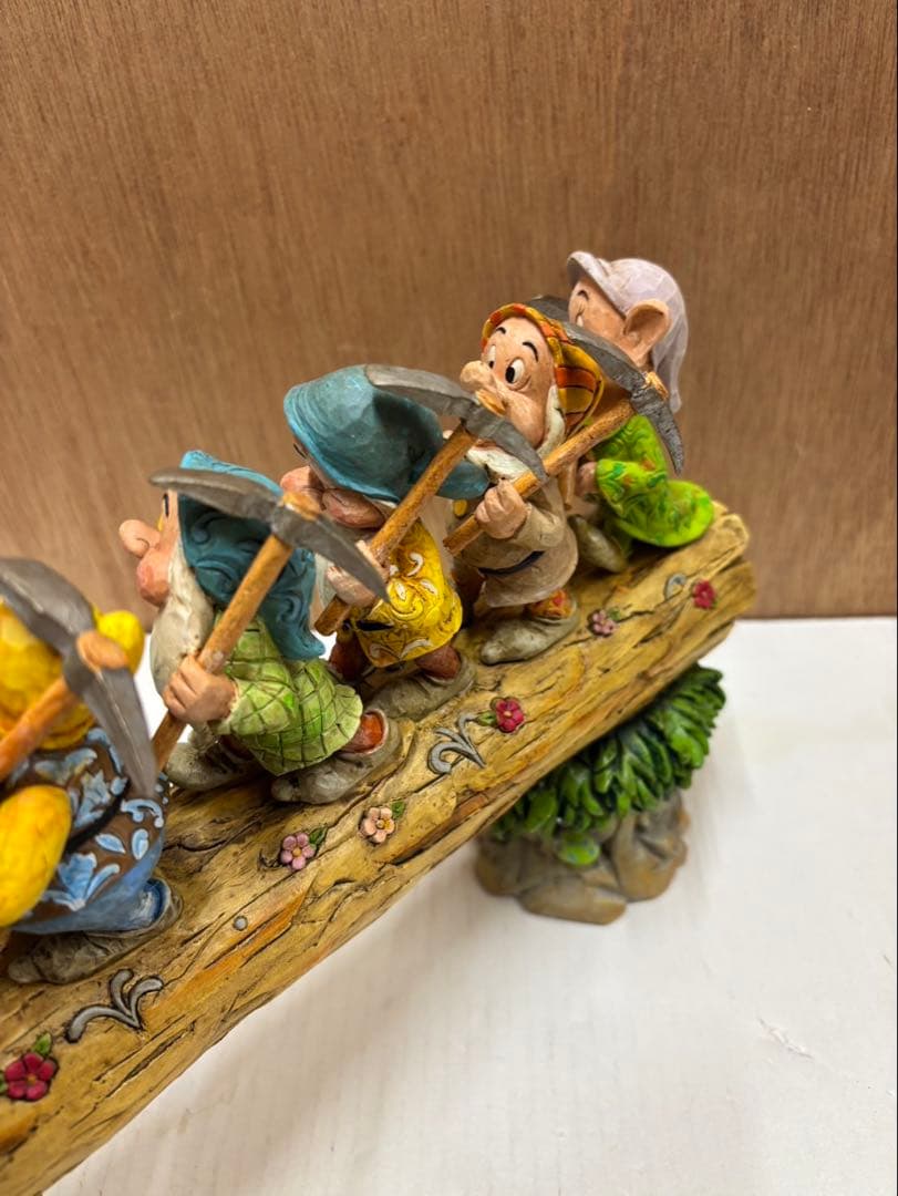 ディズニーショーケース エネスコ 七人の小人